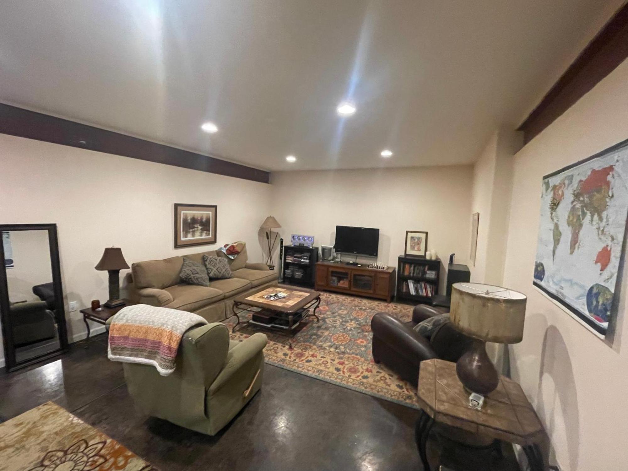 River Mountain Getaway-private, Large, In- Law Apartment